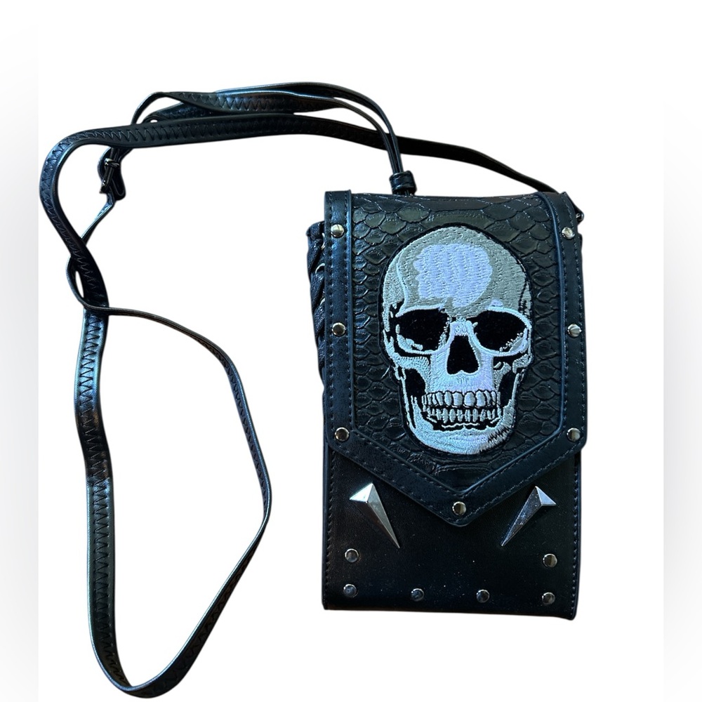 Black Skull Leather Crossbody Bag NWOT!!!